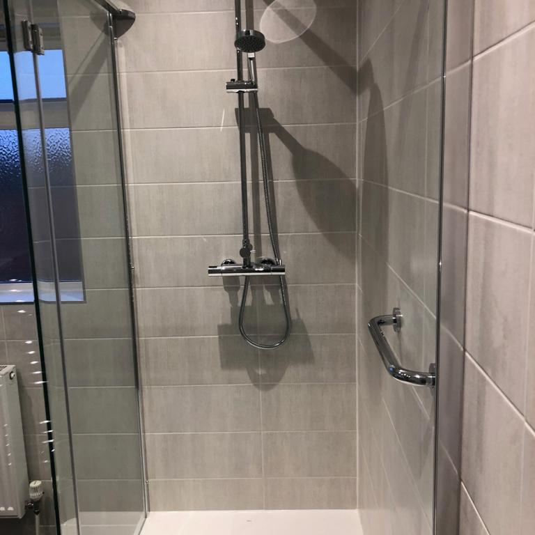 Premium Bathroom Solutions | Cookies Bathrooms - Your Local Experts