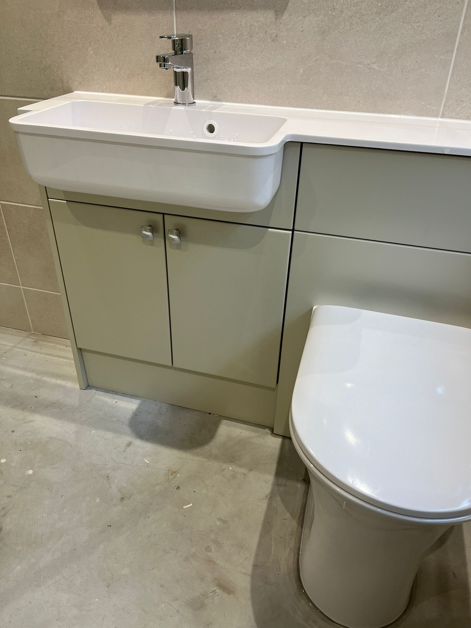 Stunning En Suite Bathroom Designs and Work Examples for Your Home