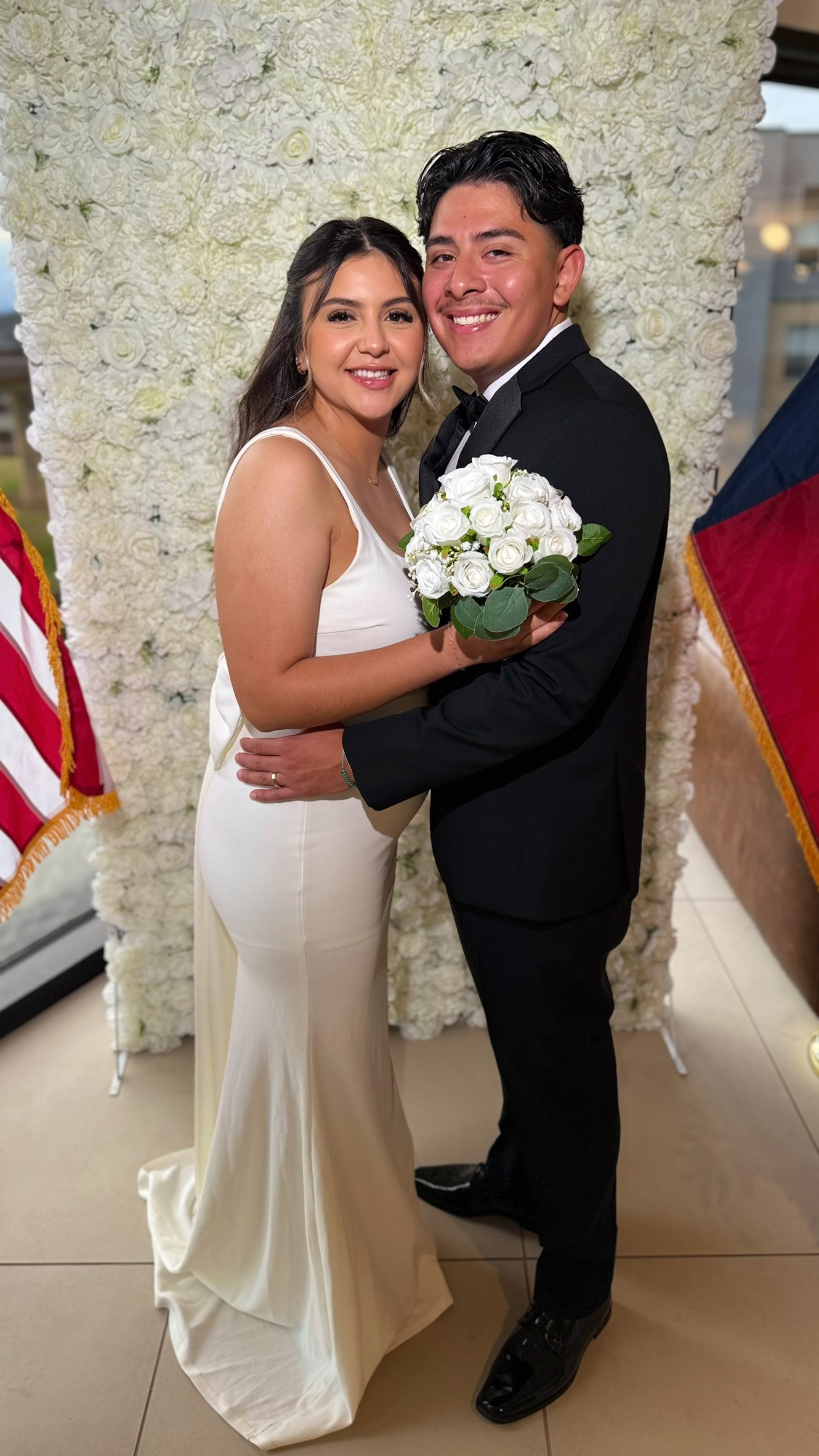 Affordable courthouse-style wedding in Irving Texas