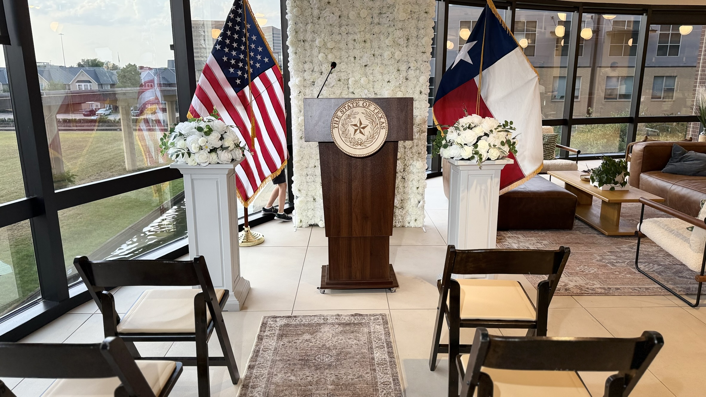 Affordable wedding with livestream option in Dallas
