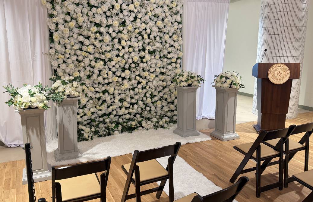 Affordable wedding with livestream option in Dallas