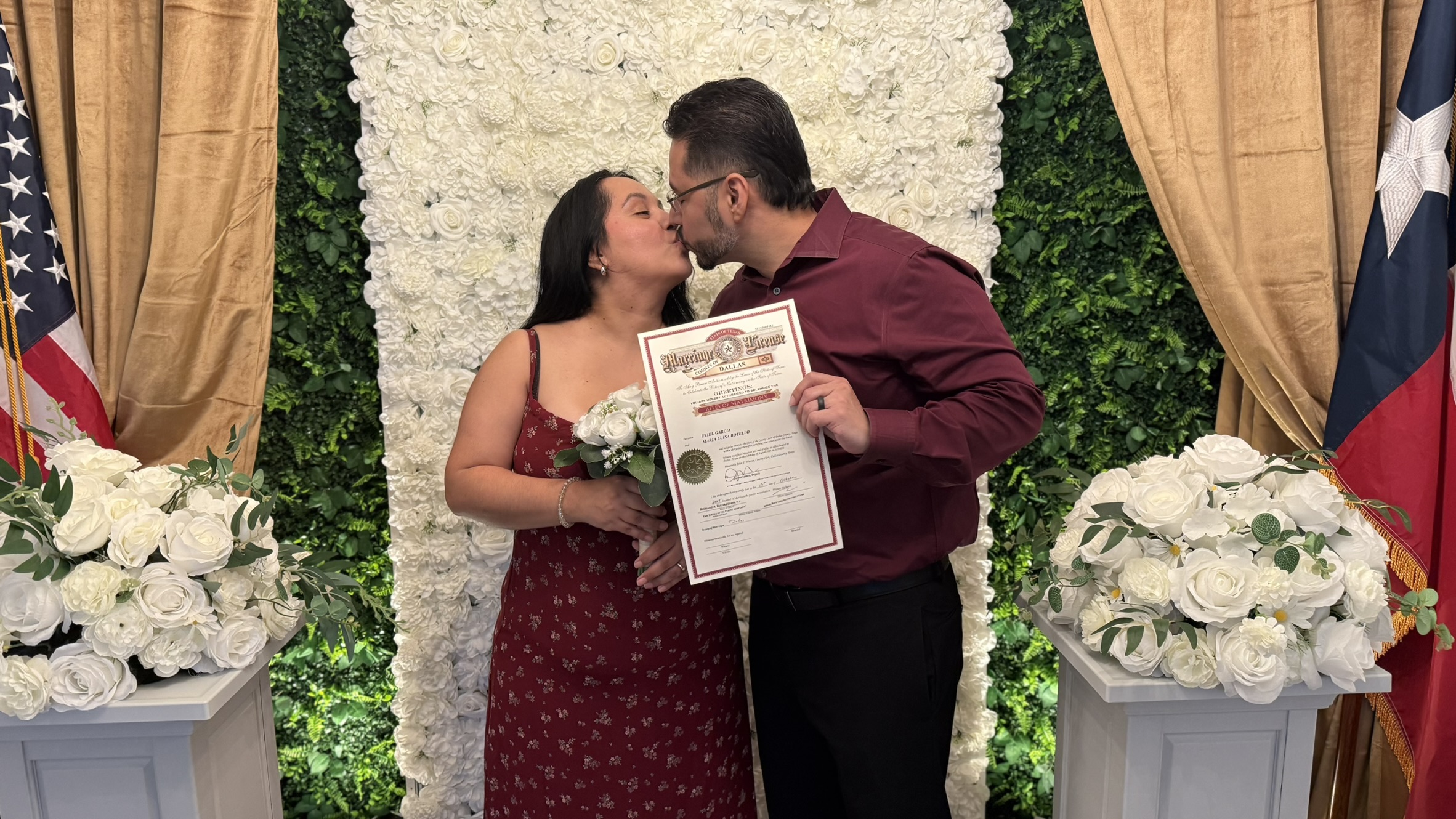 Happy newlyweds at Dallas Wedding Officiants ceremony