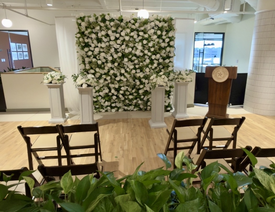 Affordable wedding with livestream option in Dallas