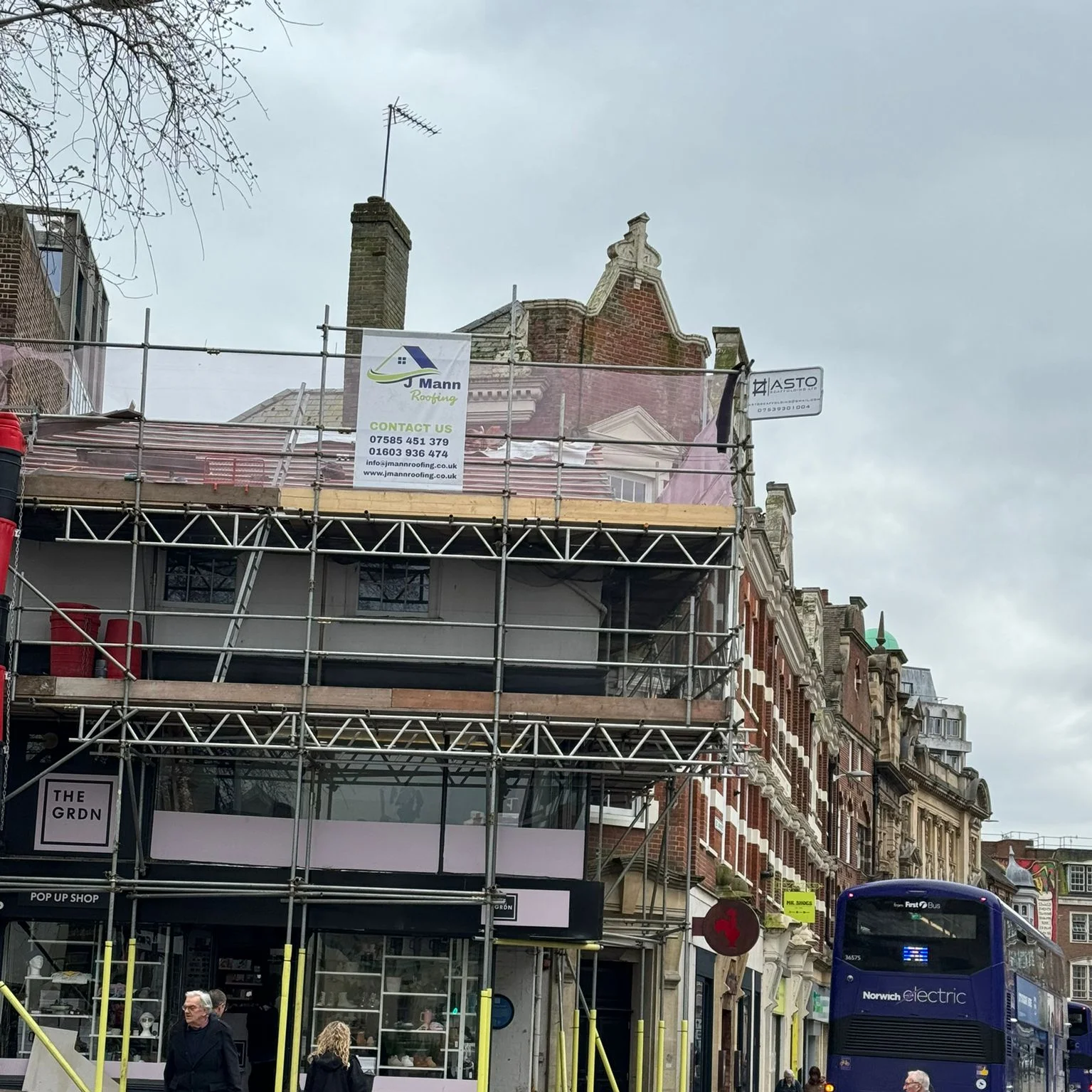 20+ years roofing experience in Norfolk - J Mann Roofing