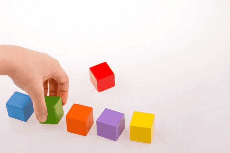 The Importance Of "Novelty Chunking" When Selling B2B SaaS Products