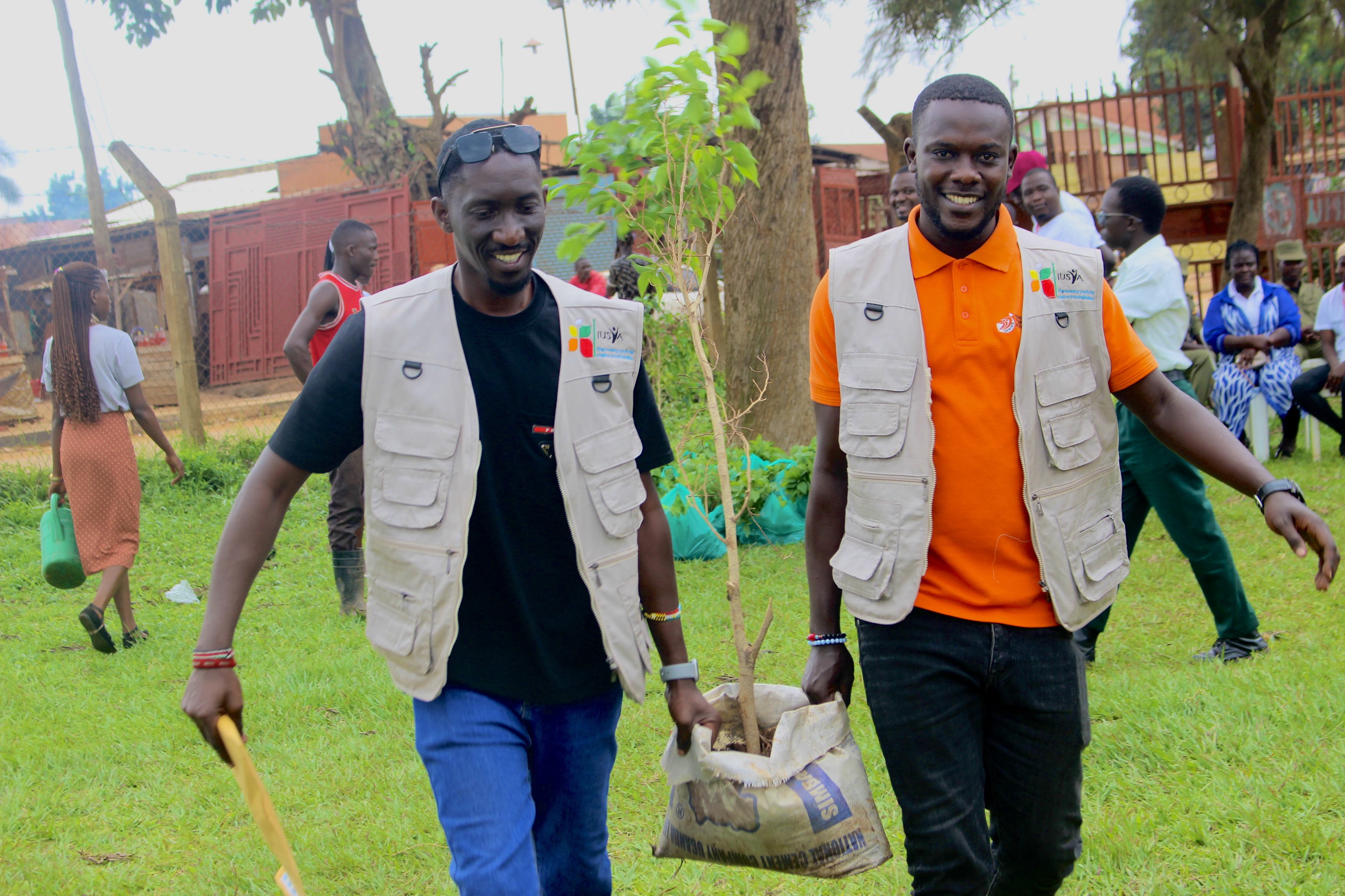 Model wearing plain gray basic tee.