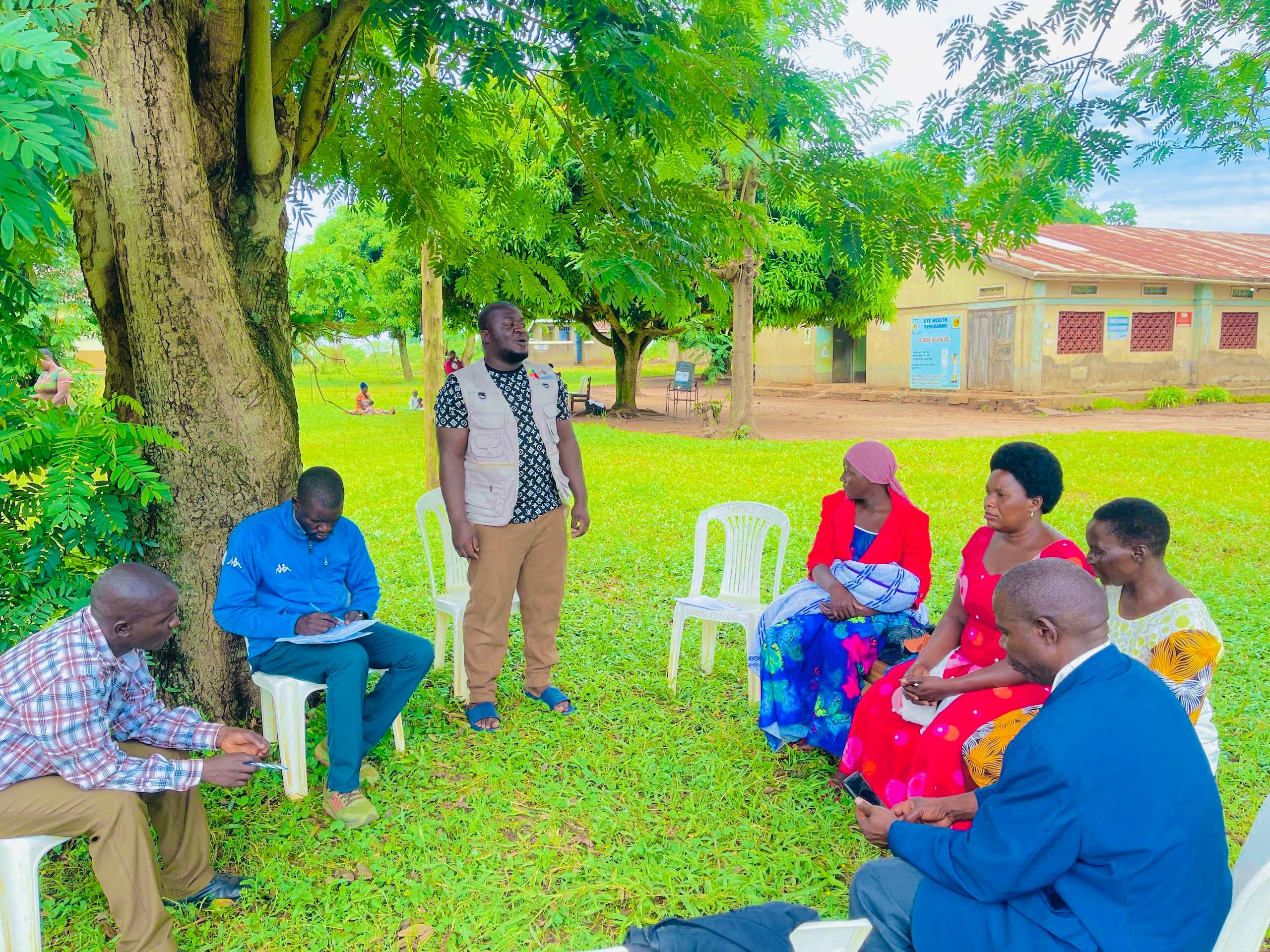 Olive drab green insulated bottle with flared screw lid and flat top.