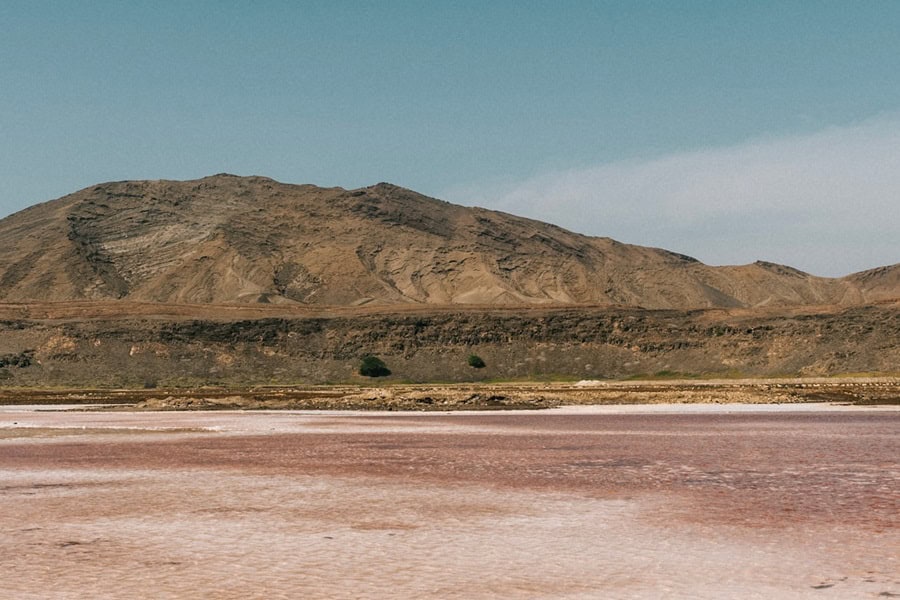 Arid Landscape Luxury Boutique African resort with sea views in Santiago, Cape Verde Photo Unsplash Cape Verdium