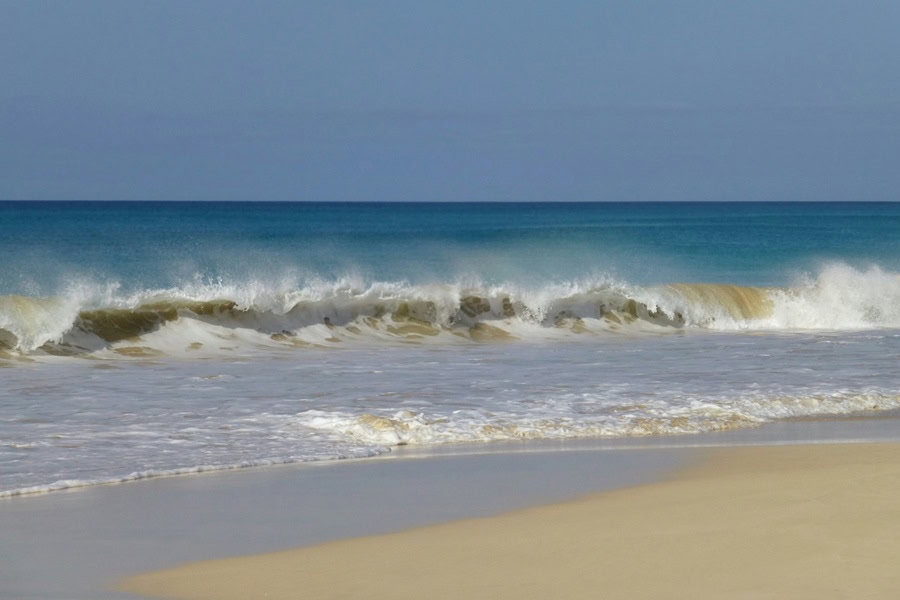 Waves crashing on Santa Maria beach on Sal Cabo Verde – best time to visit Cape Verde on Holiday - Photo by Belinda Fewings | Cape Verde African Caribbean