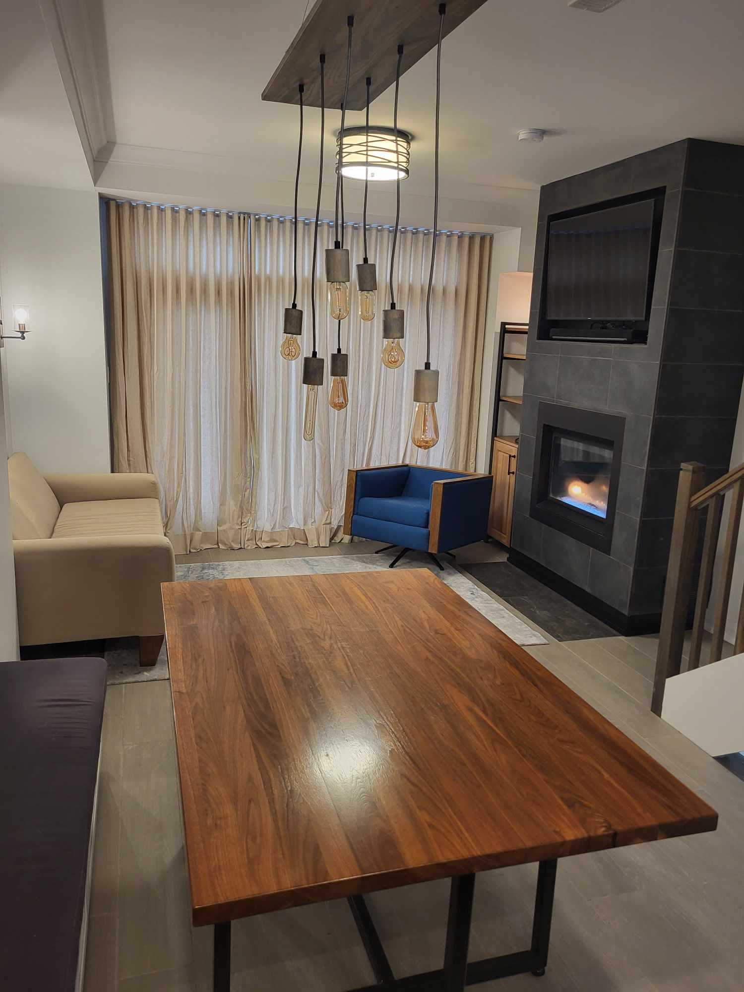 A photograph of a newly renovated modern kitchen