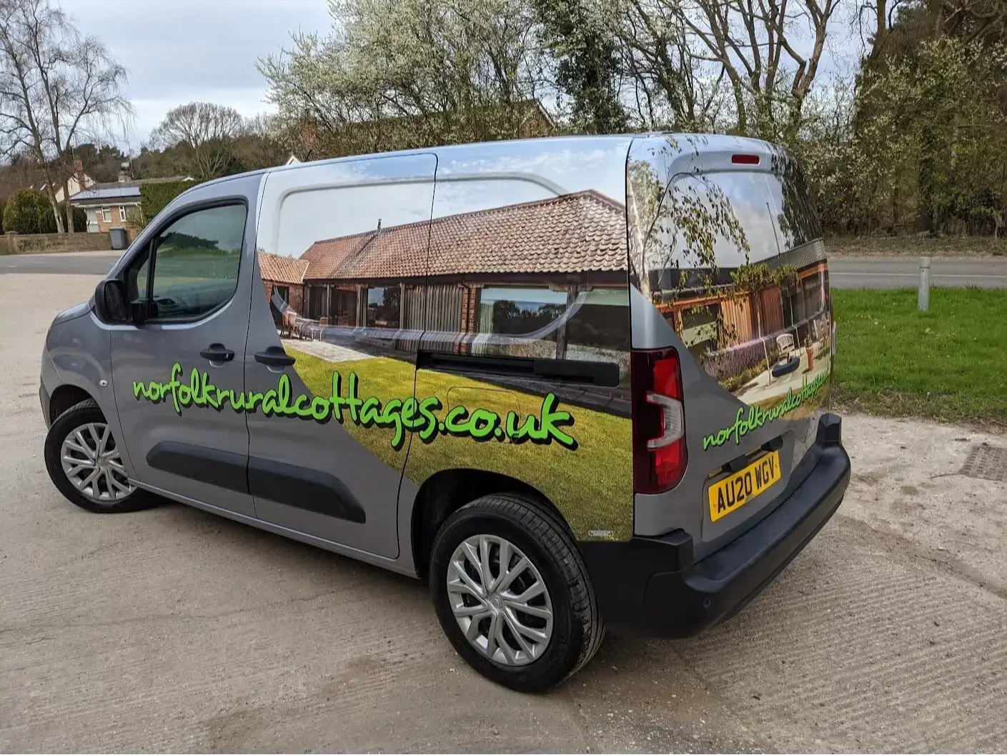 Vehicle Signage by Soanes Signs of Norwich