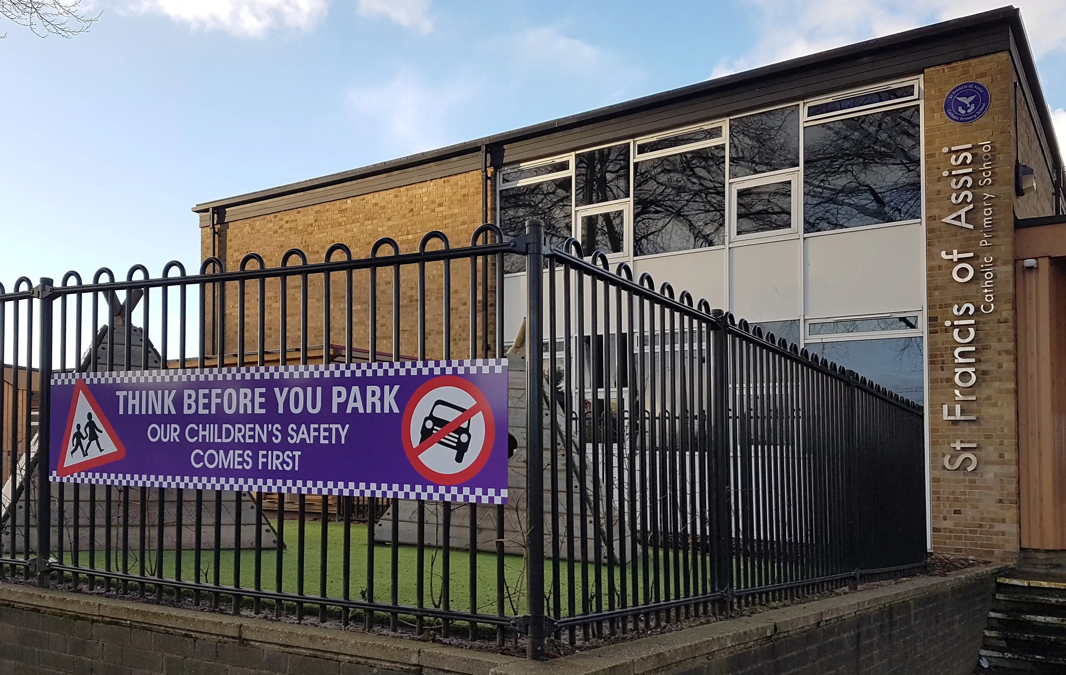 Soanes Signs of Norwich - Education (School, Academy and College) Signs - Work Example 16