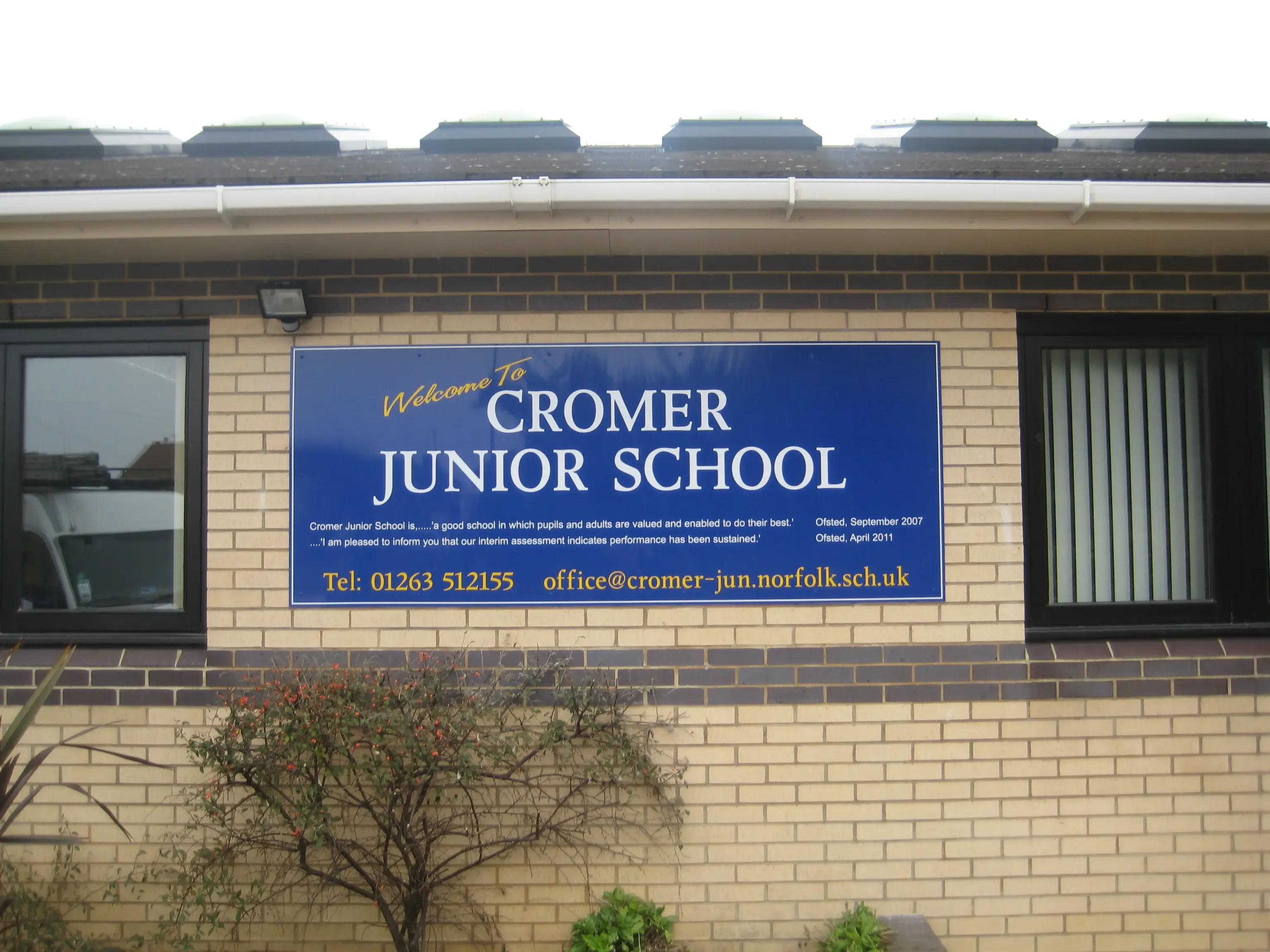 Soanes Signs of Norwich - Education (School, Academy and College) Signs - Work Example 2