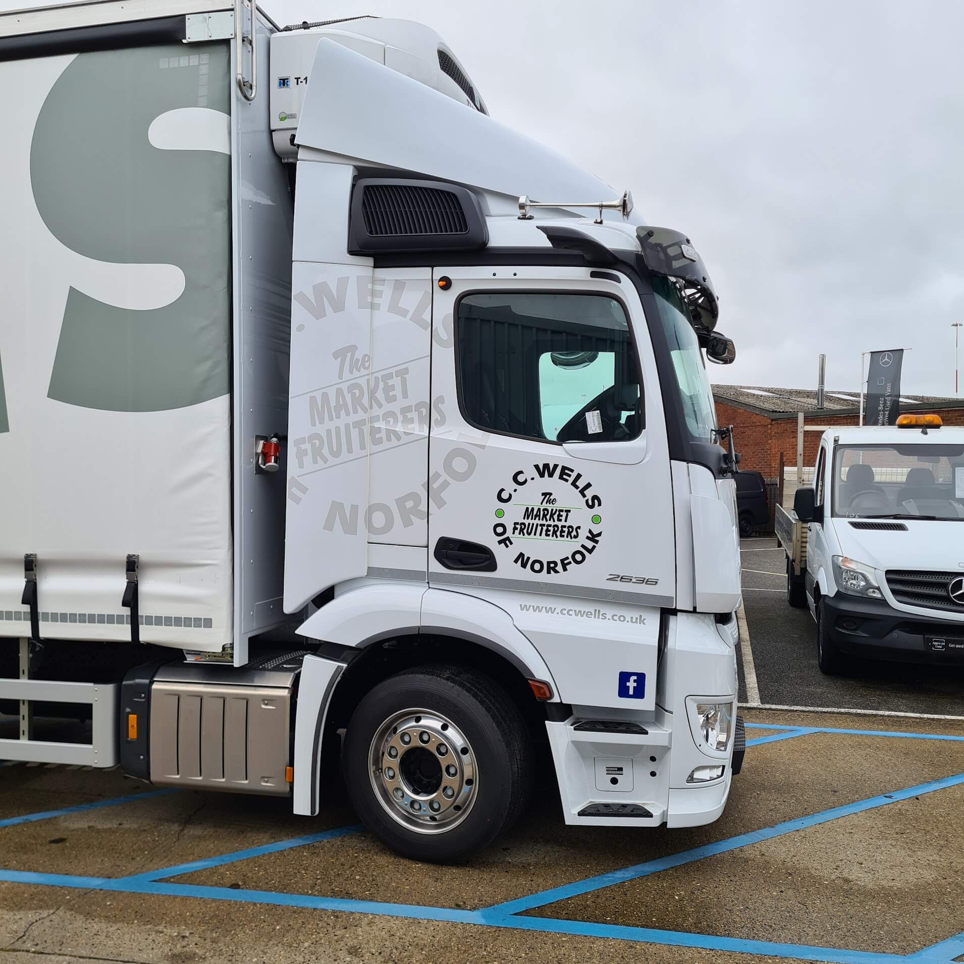 Soanes Signs of Norwich - Plant & Machinery Signs - Work Example 11