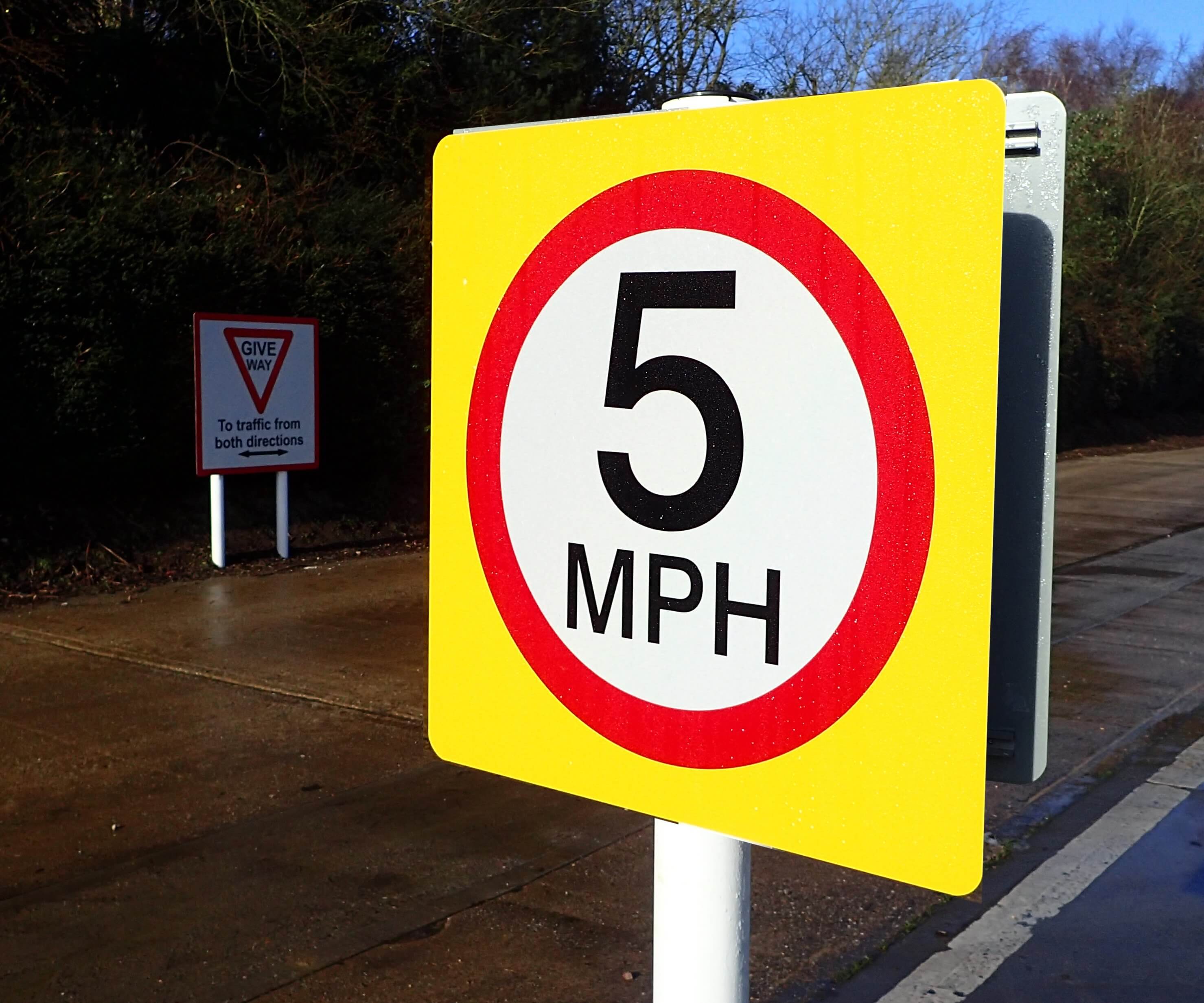 Soanes Signs of Norwich - Site, Health & Safety Signs - Work Example 29