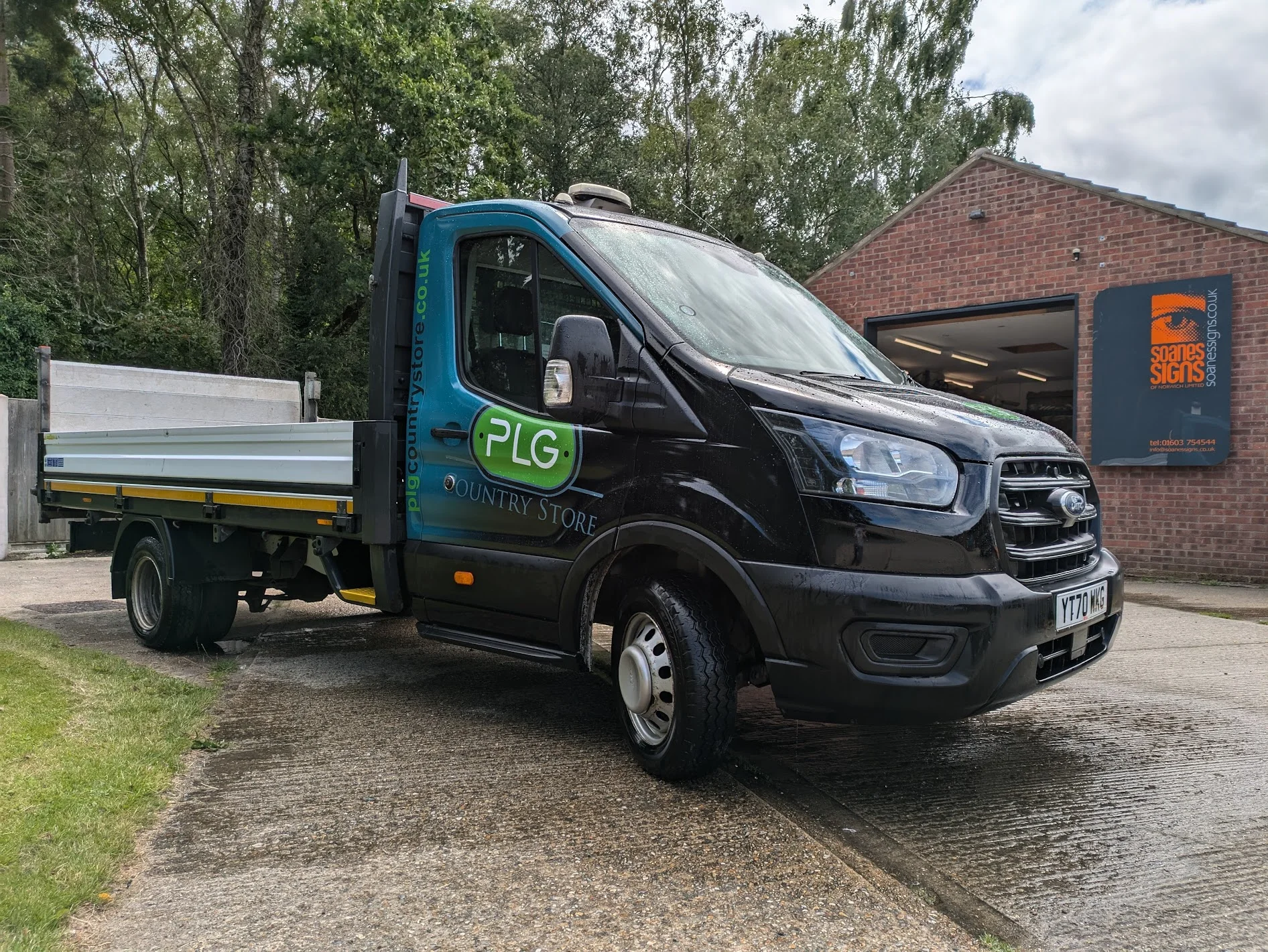 Soanes Signs of Norwich - Vehicle Graphics - Work Example 4