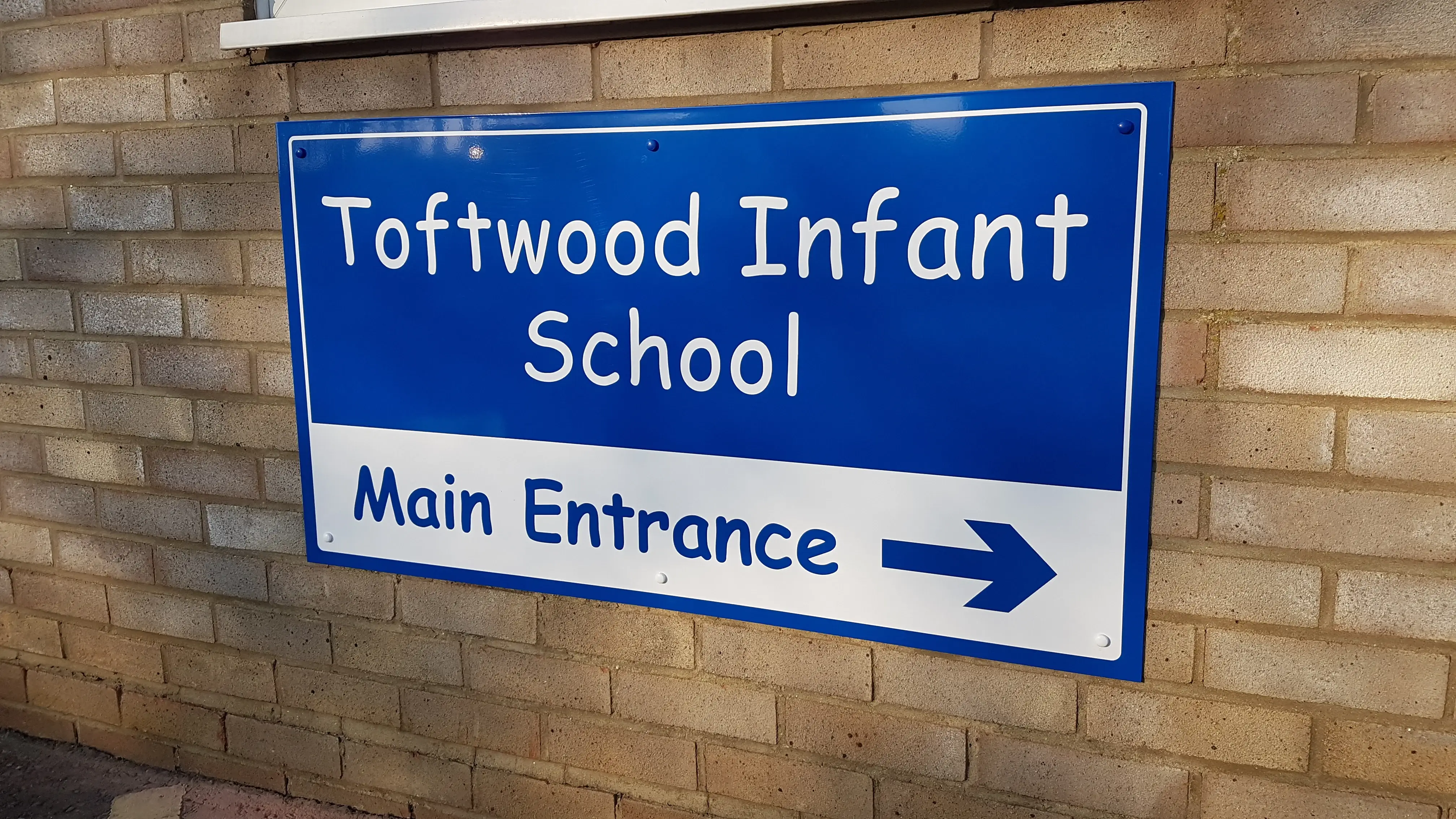 Soanes Signs of Norwich - Education (School, Academy and College) Signs - Work Example 18