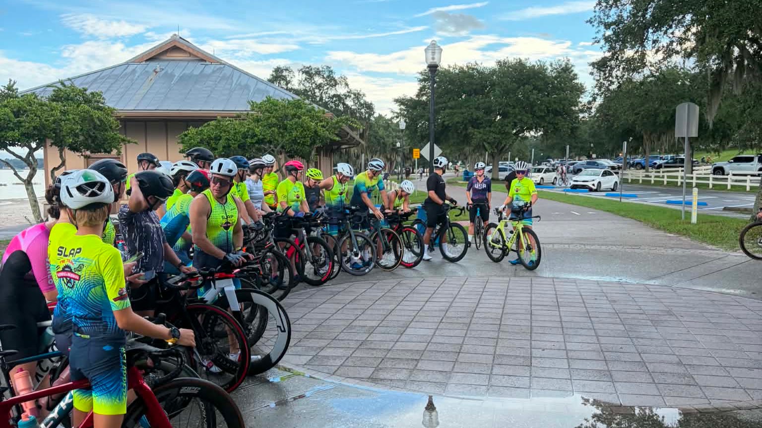 SLAP group bike ride stopping at Yalaha Bakery